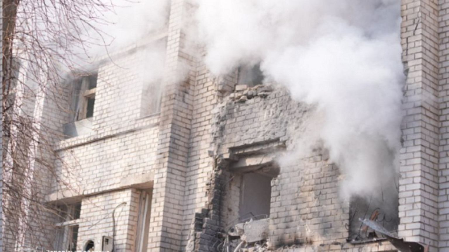 Wojna w Ukrainie. Rosjanie uderzyli w szpital położniczy w Zaporożu. Są ranni