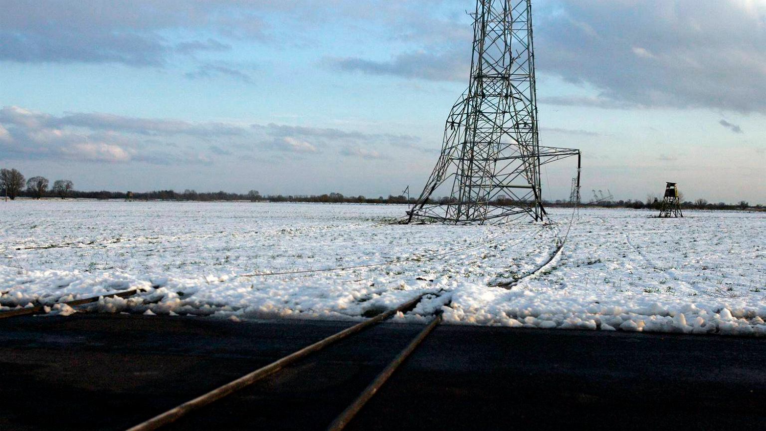 Silne mrozy w Polsce. Padł historyczny rekord. Jest ogromne zapotrzebowanie na moc