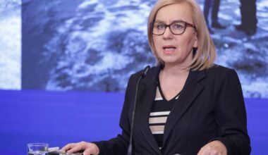 Paulina Hennig-Kloska reaguje po przegranej w wyborach. Zwróciła się do swojej rywalki