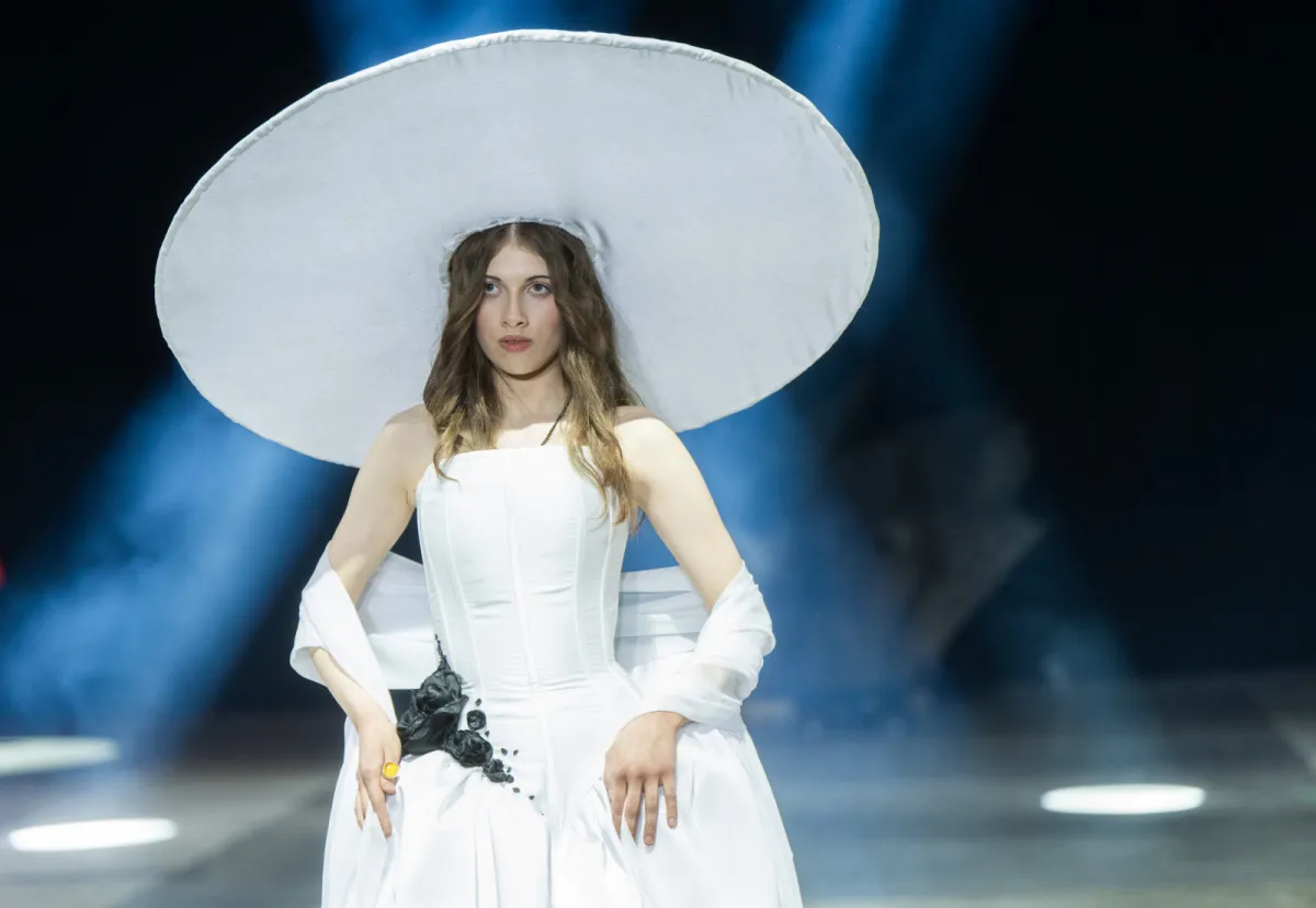 Moda i bursztyn w nowej hali AmberExpo - pierwszy pokaz w tym miejscu