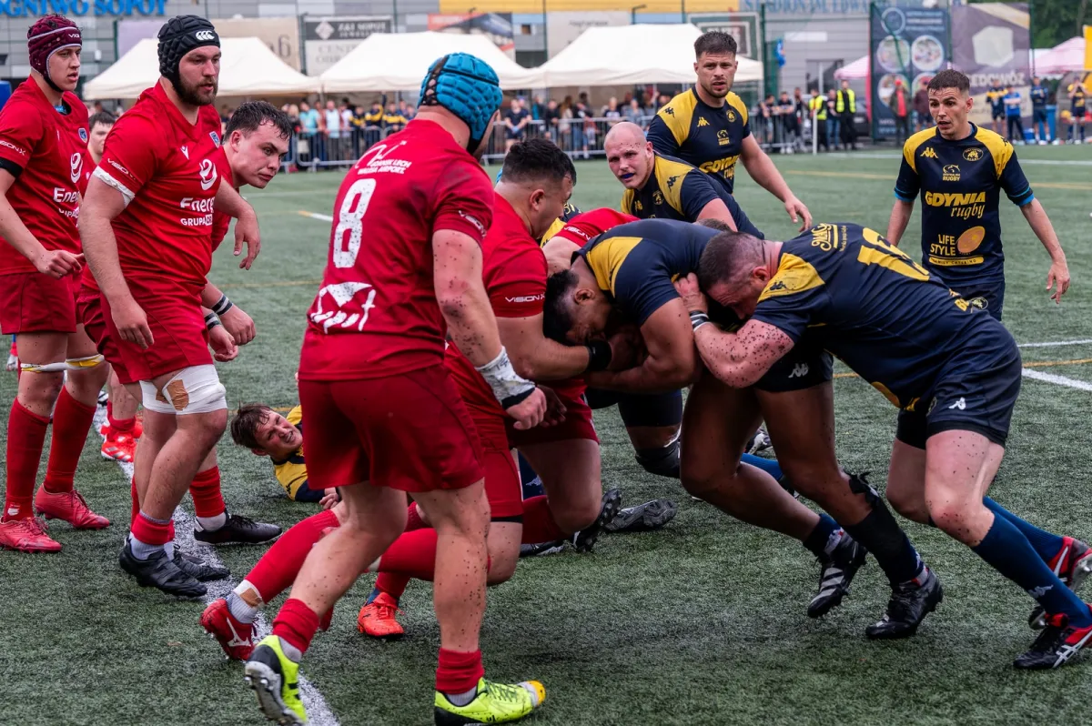Rugby. Arka i Ogniwo zaczynają grę o medale, Lechia o utrzymanie. Nowa tabela