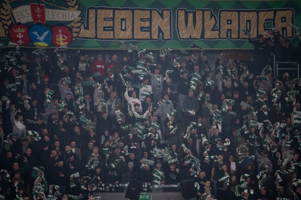 Lechia Gdańsk chce 80 tysięcy kibiców na 4 ostatnich meczach. Występ stopera