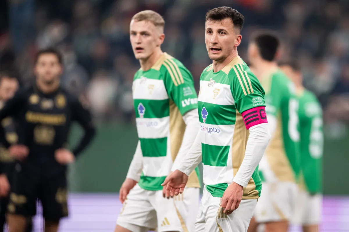 Drużyna Lechii Gdańsk warta coraz więcej. Transfermarkt podał wyceny