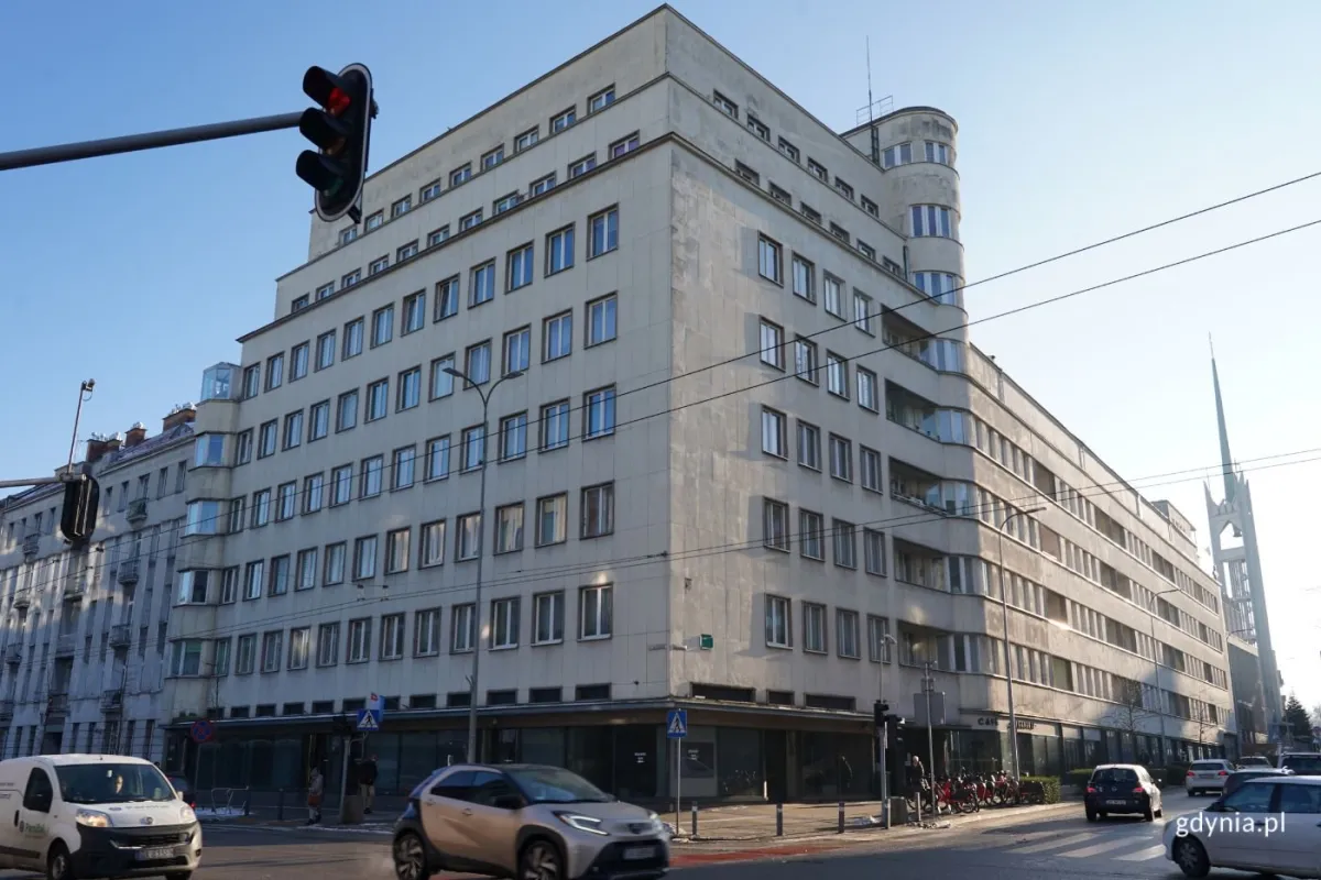 Parter słynnego "Bankowca" wystawiony na sprzedaż