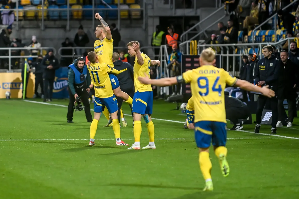 Arka Gdynia - Zagłębie Lubin 3:1. Piękne gole w debiucie nowego trenera