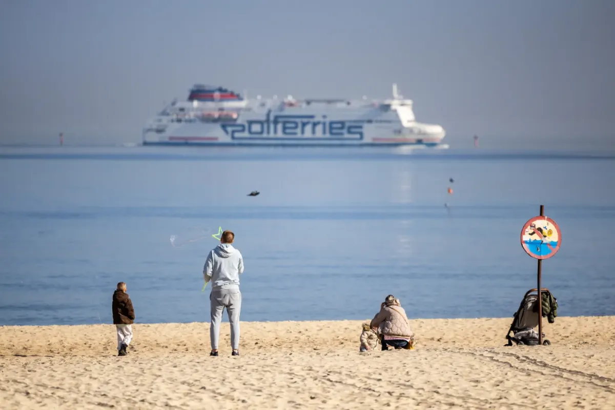 Na prom i poprawę płynności. 45 mln zł dla Polferries