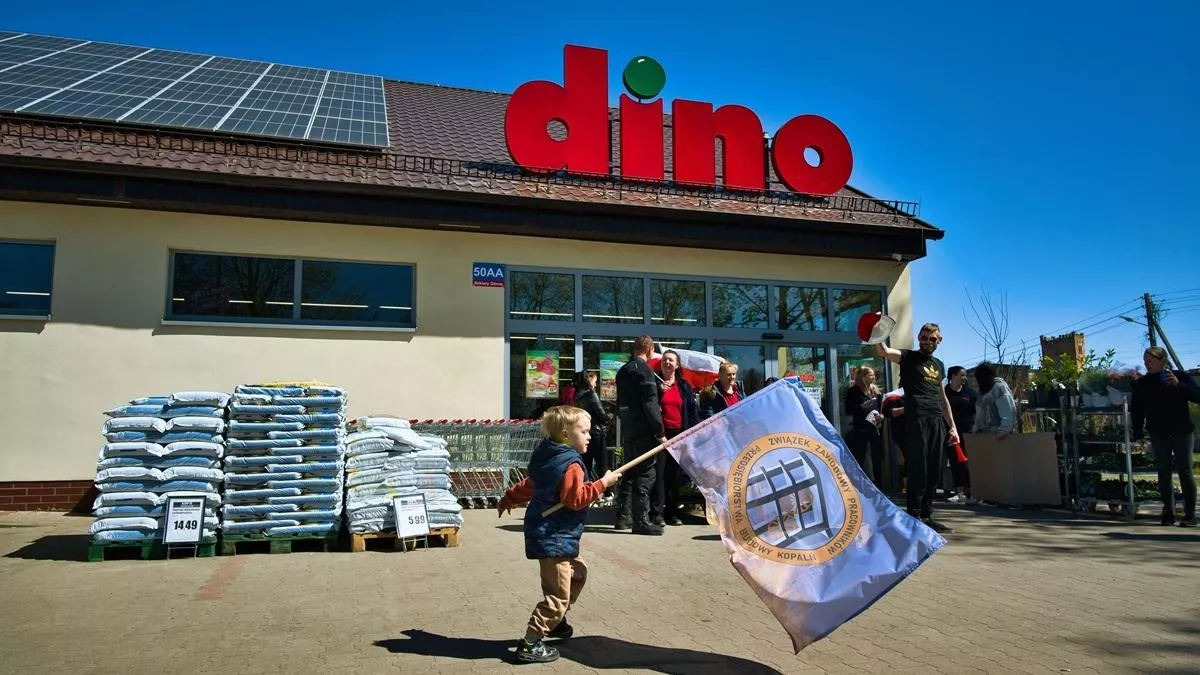 Gorąco w Dino! Groźba strajku generalnego bez referendum i drugi spór zbiorowy
