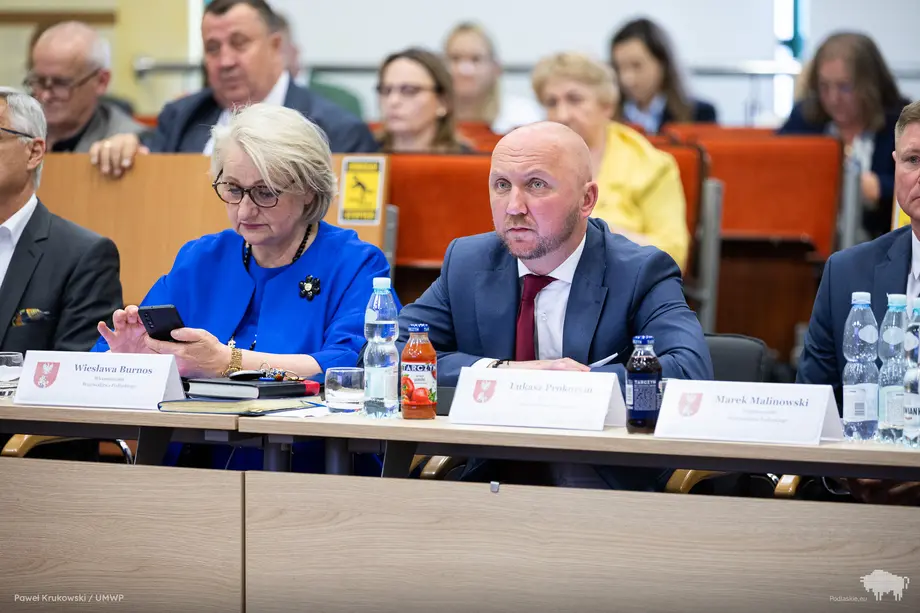 Gorąco na sesji sejmiku. Pakt migracyjny podzielił radnych, Aktualności, Wiadomości Białystok Online Portal Miejski Białystok (Bialystok)