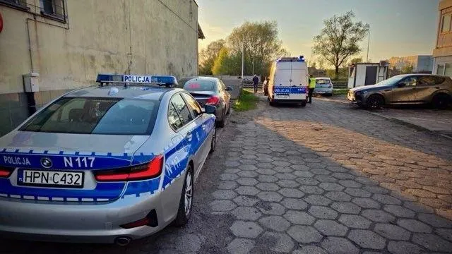 Pościg i kolizja w Nowym Porcie. Uciekał pijany kierowca z zakazem