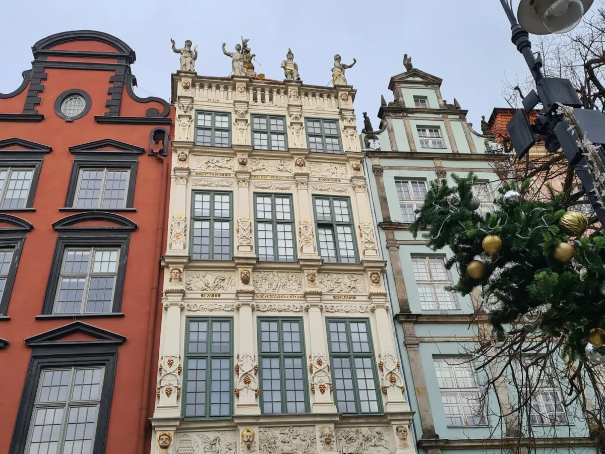 Złota Kamienica: trzecie podejście do sprzedaży, cena dużo niższa