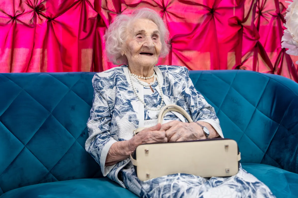 Druga najstarsza mieszkanka Gdańska kończy 110 lat. "Zawsze torebka, korale, fryzura"