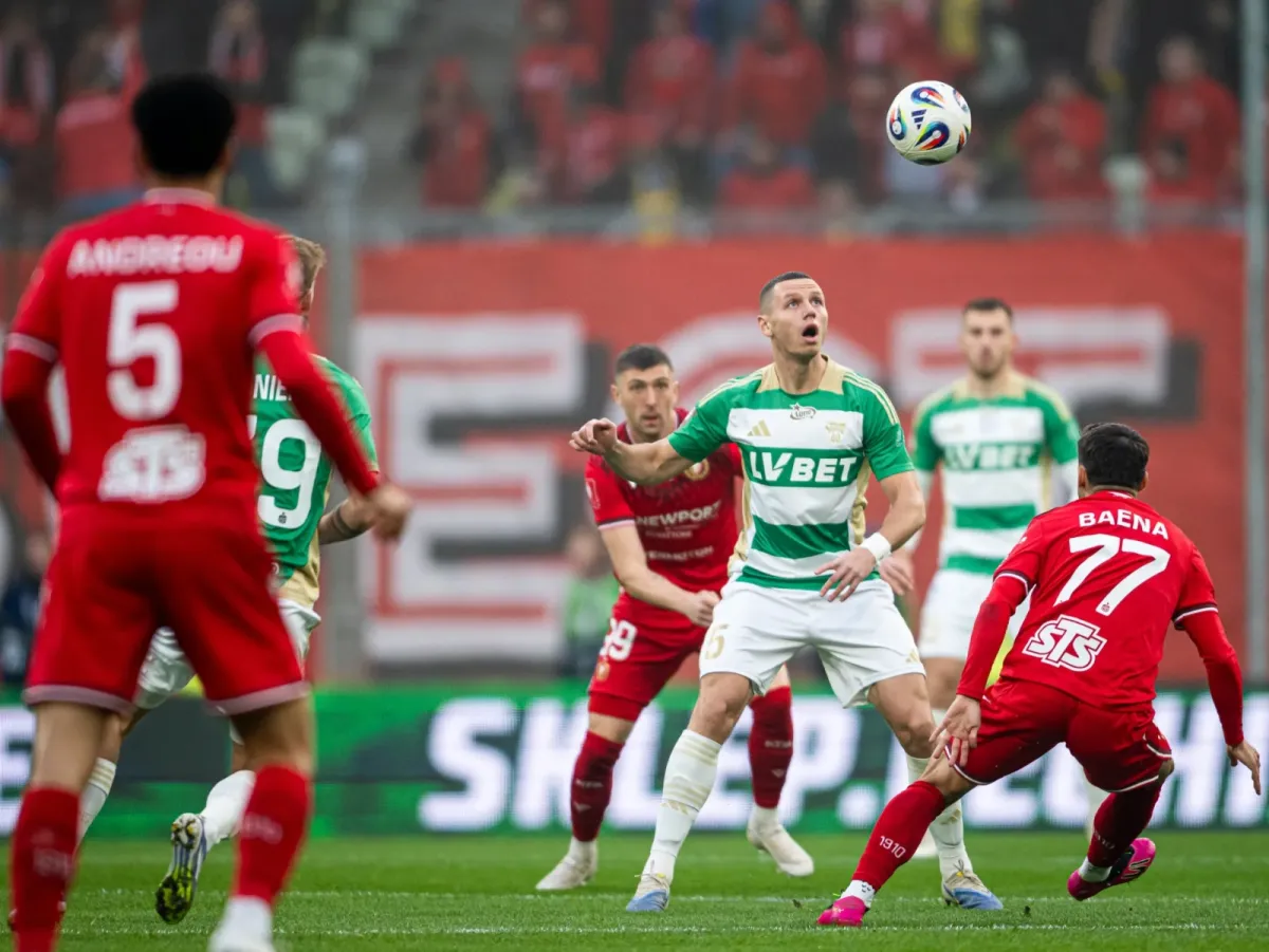 Widzew Łódź - Lechia Gdańsk 3:1. Zmiana miejsc w strefie spadkowej PKO BP Ekstraklasy