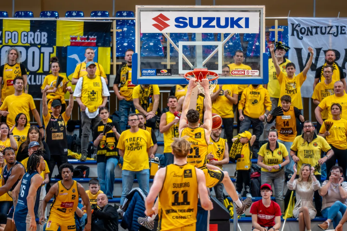 Energa Trefl Sopot odpowiedziała Dzikom Warszawa. Seria przenosi się do stolicy