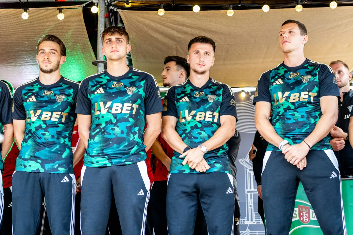 Kto zagra w Lechii Gdańsk w I lidze? Młodzieżowy kadrowicz tylko na ekstraklasę?