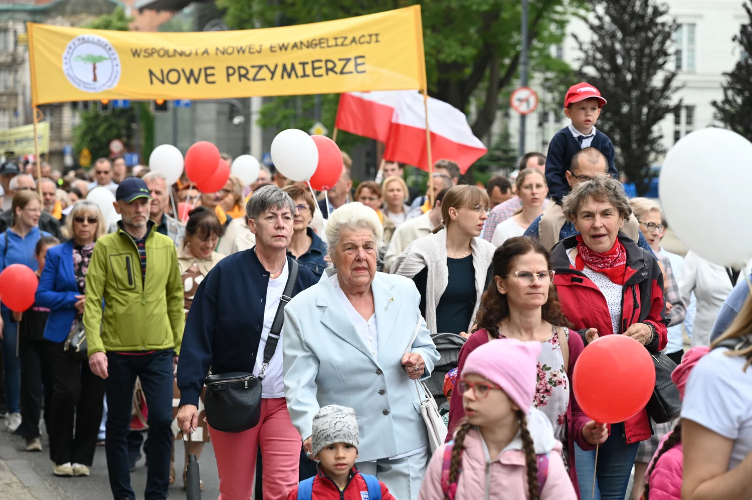 Bydgoszcz: „Czas obronić małżeństwo” - tysiące uczestników na Marszu dla Życia i Rodziny