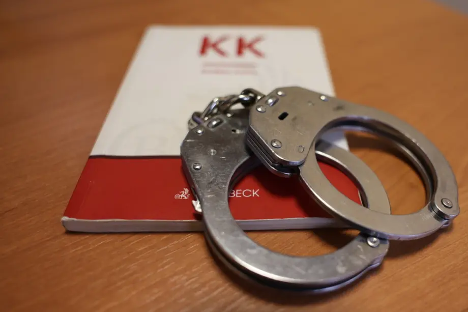 Dziecko bez kasku na motocyklu. 10-latek trafił do szpitala, Drogówka, Wiadomości Białystok Online Portal Miejski Białystok (Bialystok)