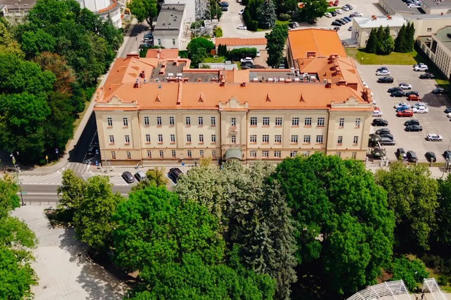 Ogromny sukces UwB. Wydział Prawa na podium ogólnopolskiego rankingu, Nauka, Wiadomości Białystok Online Portal Miejski Białystok (Bialystok)