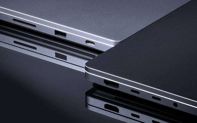Microsoft Surface Laptop Ultra celuje w MacBooka Pro układem RTX Spark i lokalną obsługą modeli AI do 120 mld parametrów   [4]