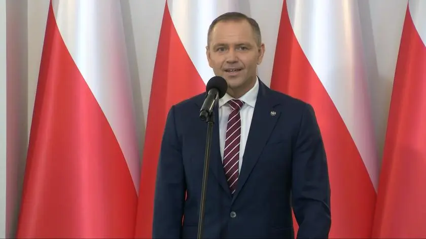 Gdańsk. Fałszywy alarm w mieszkaniu matki Nawrockiego. MSWiA: mamy ustalenia w sprawie