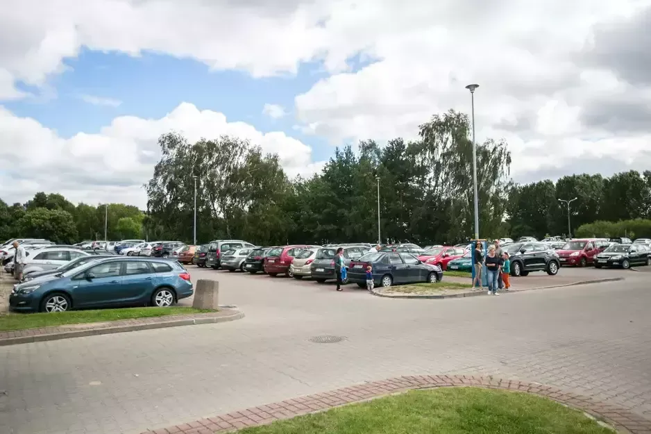 Parkingi w pasie nadmorskim już płatne