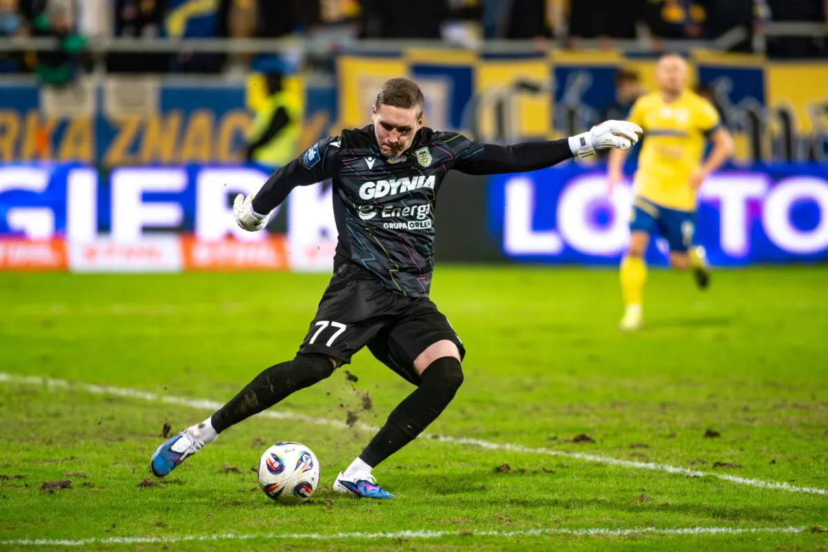 Damian Węglarz, bramkarz Arki Gdynia odszedł do ŁKS Łódź