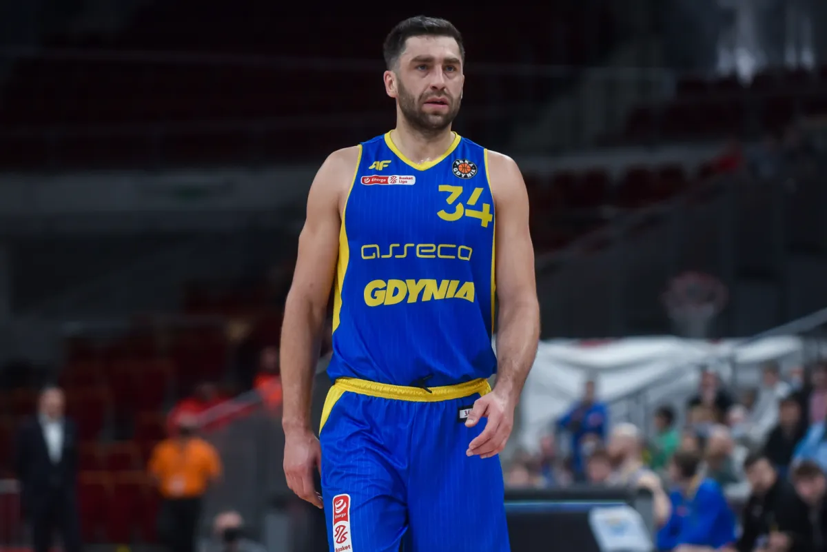 Adam Hrycaniuk, legenda AMW Arki Gdynia. pożegna się medalem?
