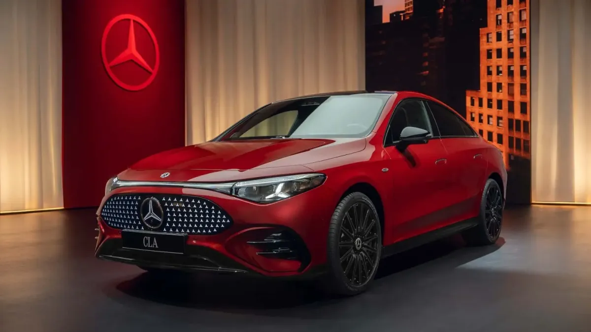 Trzy dni i aż 7 premier w salonach Mercedesa