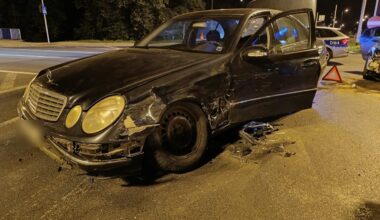 Nocne zderzenie Mercedesa i Toyoty na rondzie Kuklińskiego w Lublinie : Lublin112 – Wiadomości z Lublina i regionu. Ważne informacje z kraju