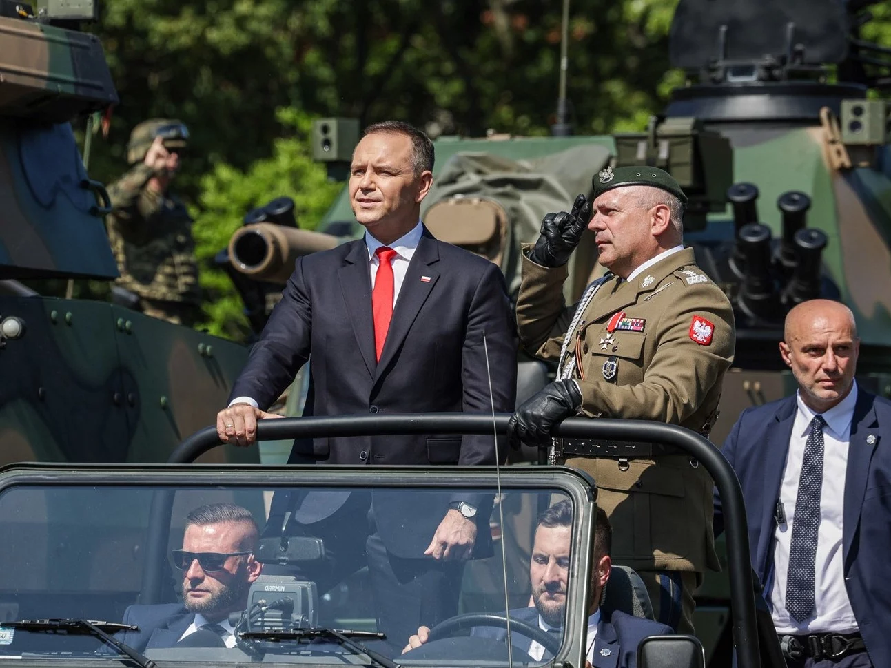 Karol Nawrocki podczas obchodów Święta Wojska Polskiego