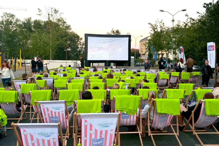 Wiadomości Szczecin - Kino na Leżakach w Szczecinie. „Mamma Mia!” już w czwartek nad Stawem Brodowskim