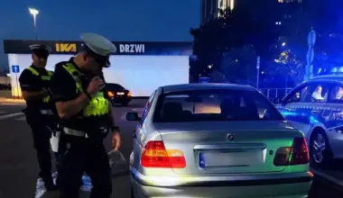 Policja skontrolowała 63 auta podczas "czwartkowego spotkania" przy Hali Olivia