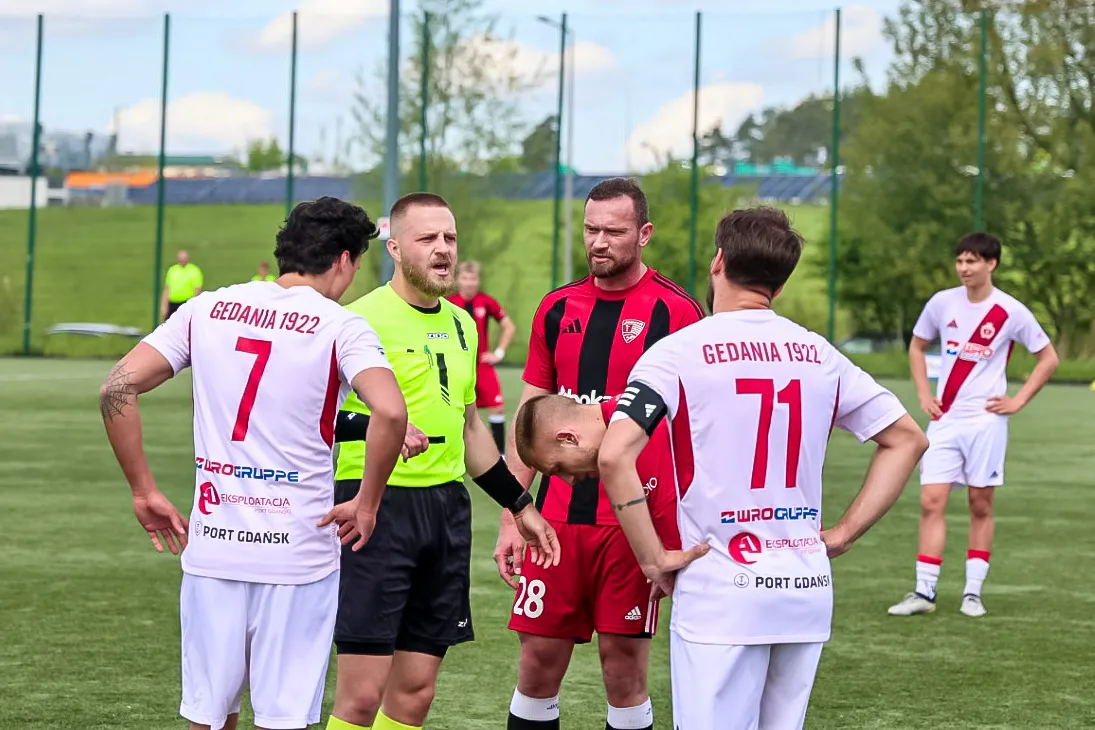 Gedania 1922 Gdańsk lepsza od Jaguara Gdańsk w przeniesionym sparingu