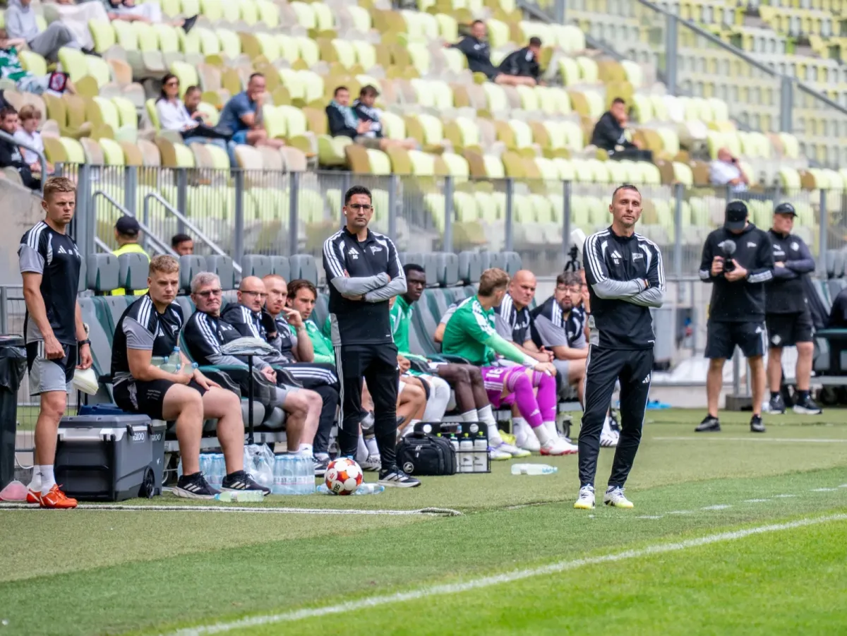 Ilu piłkarzy pozyska jeszcze Lechia Gdańsk? Czego oczekuje trener?