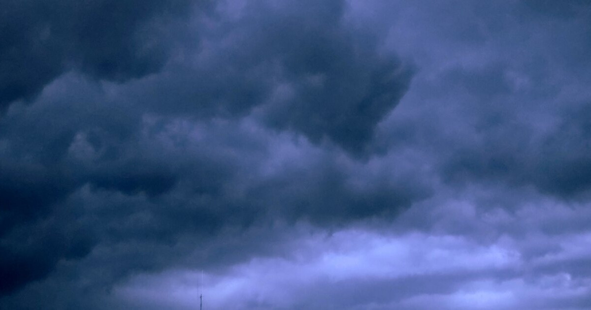 Alert IMGW: Groźne burze i wiatr do 115 km/h