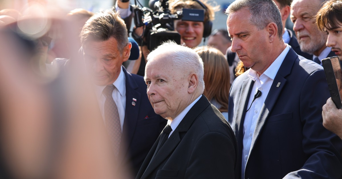 Sondaże. Kto zastąpi Tuska i Kaczyńskiego? "Zatrzymajmy się w tym szale"