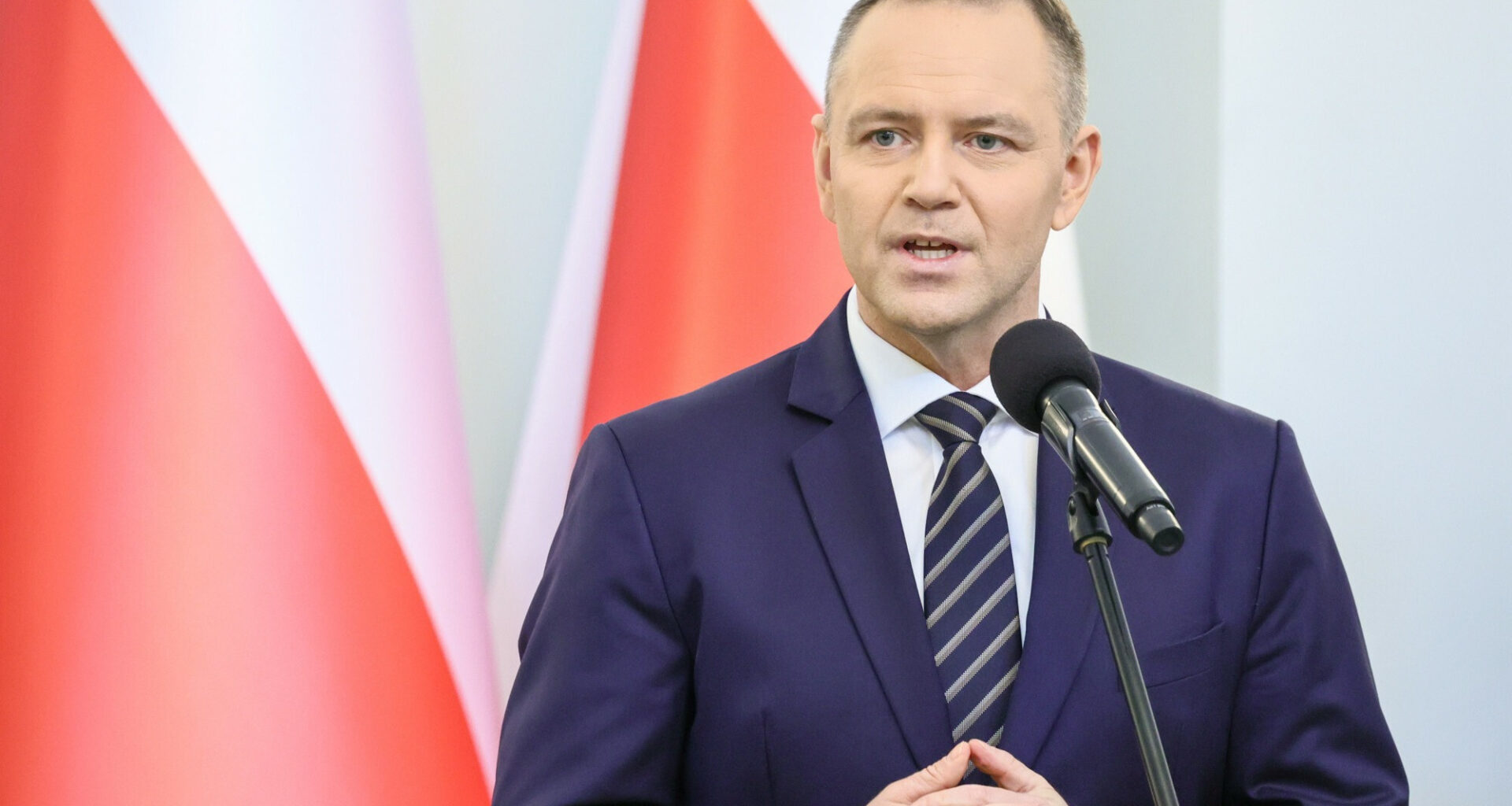 Tyle kosztują weta Nawrockiego. Budżet traci, Fitch ostrzega Polskę