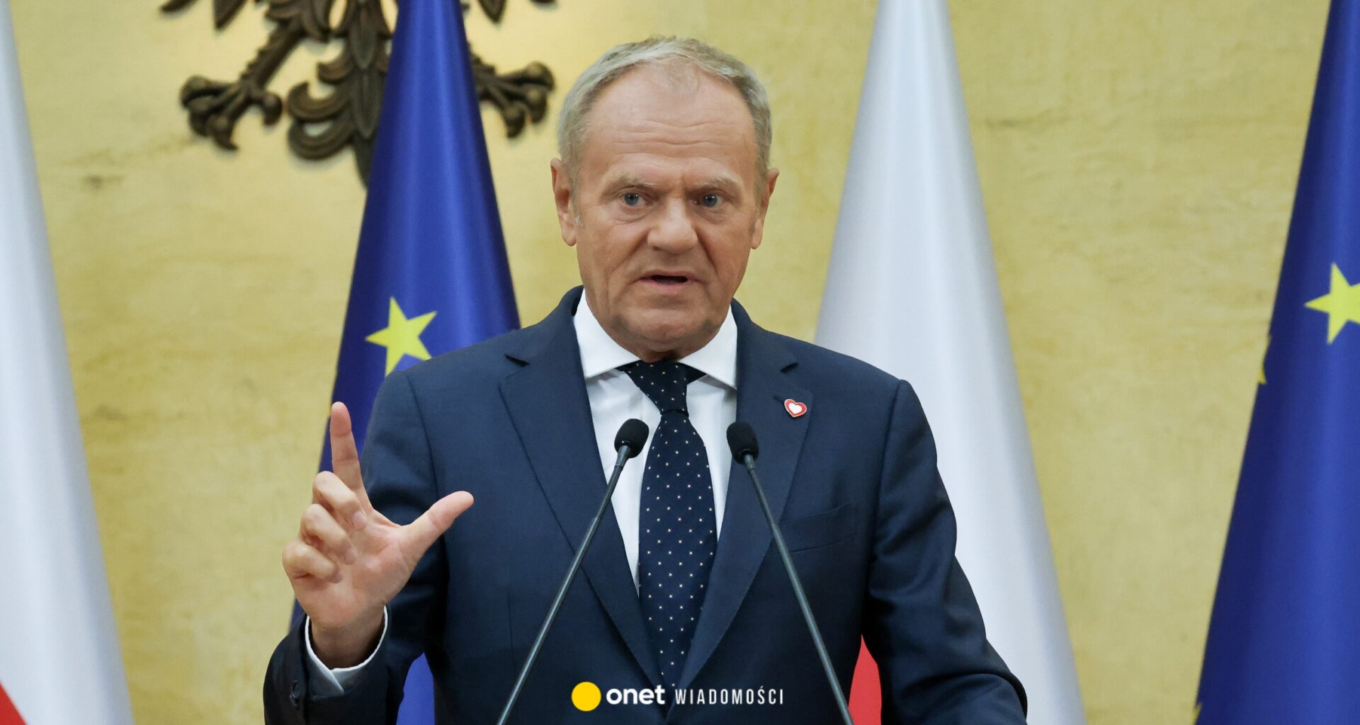 Wybrał 112, dodzwonił się na Białoruś. Jest apel podlaskich radnych do Donalda Tuska