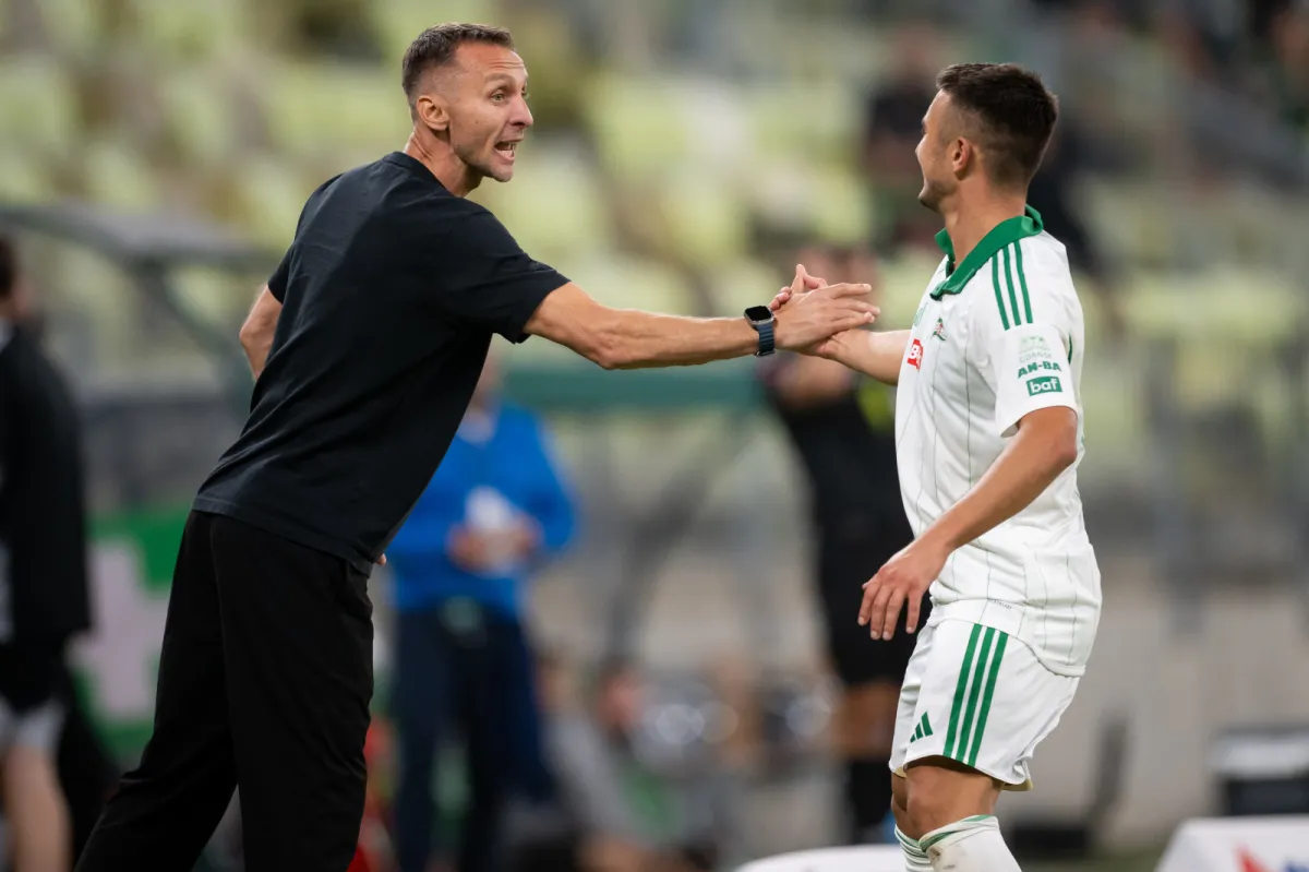 Lechia Gdańsk przyspieszyła zmiany. Nowi w większości. Artur Szach bez sufitu
