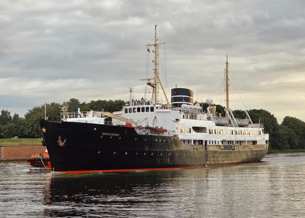 Nordstjernen po wielomiesięcznym postoju opuścił Gdańsk