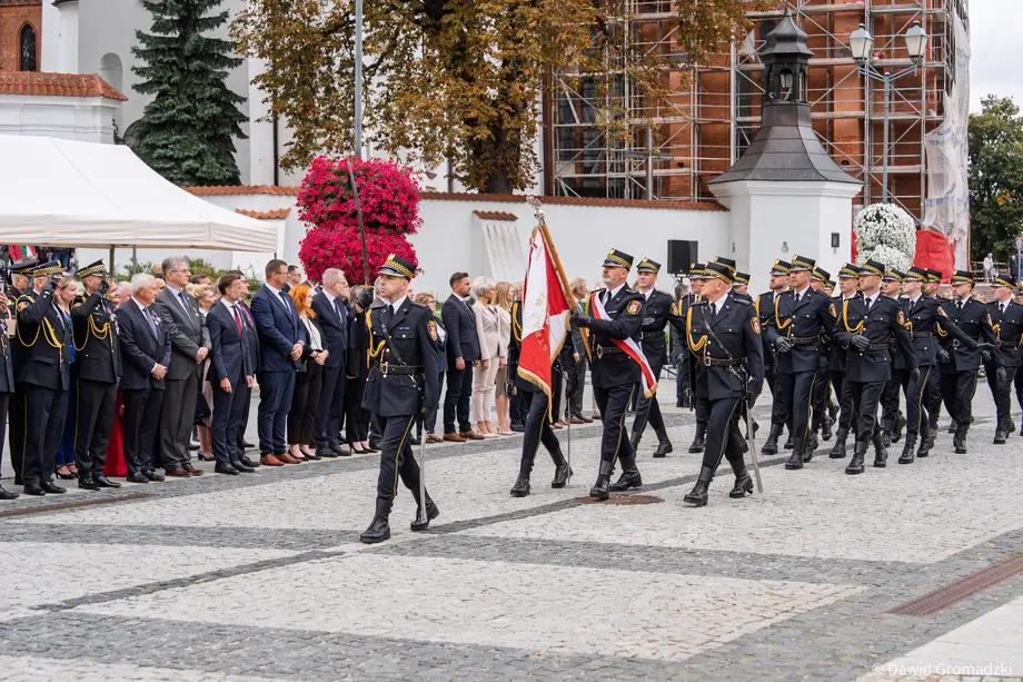 35 lat Straży Miejskiej. W Białymstoku wręczono medale i wyróżnienia