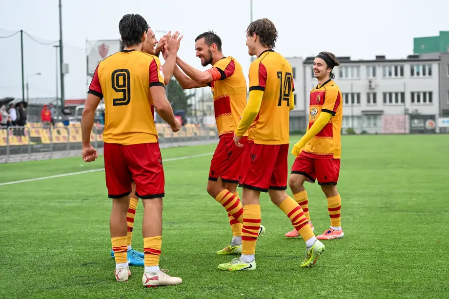 Jagiellonia II odwróciła losy derbów. ŁKS Łomża pokonany, Sport, Wiadomości Białystok Online Portal Miejski Białystok (Bialystok)