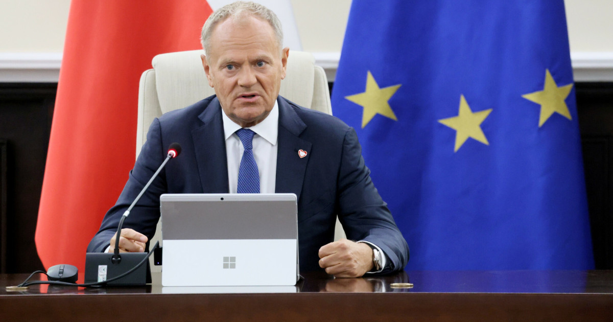 Donald Tusk apeluje o odrzucenie weta ustawy o kryptowalutach.