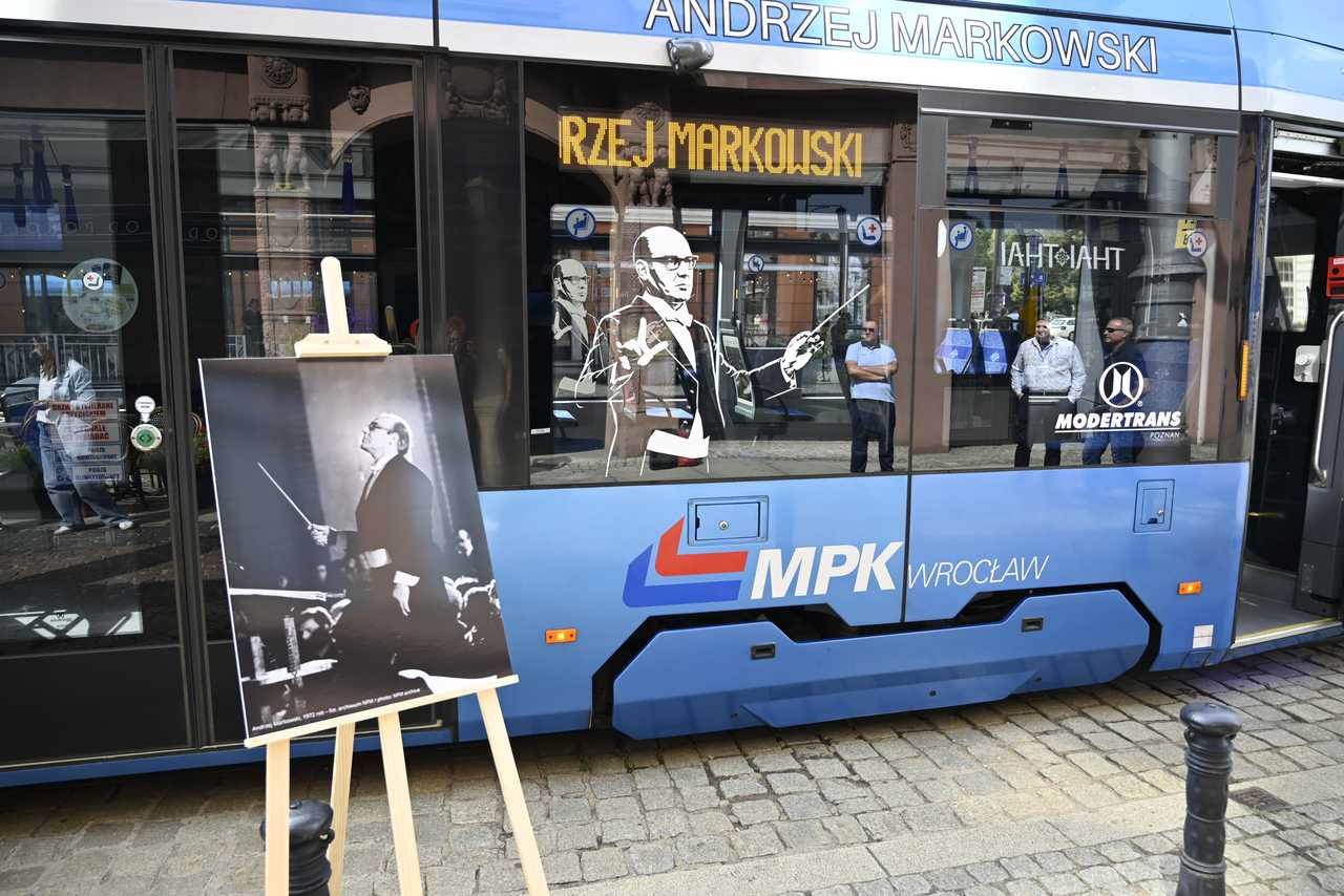 MPK Wrocław nadało tramwajowi imię Andrzeja Markowskiego