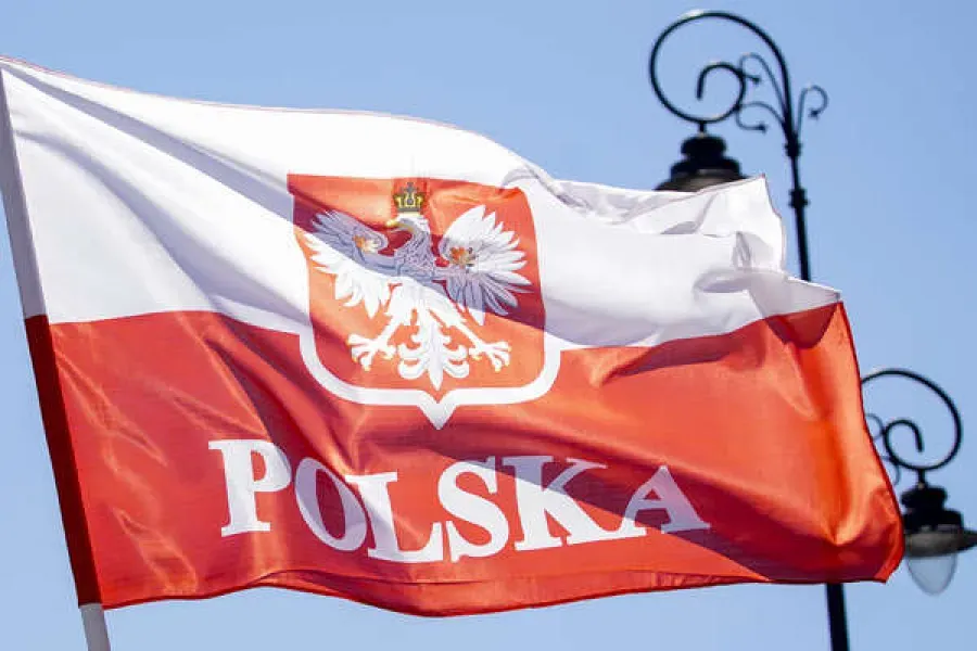 Borders being mined, 29 military warehouses to be built: Poland’s Defence Ministry sounds alarm — TodayPress.tv