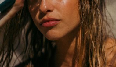Vestido de Margarida Corceiro nos saldos H&M? Estamos a ver a dobrar