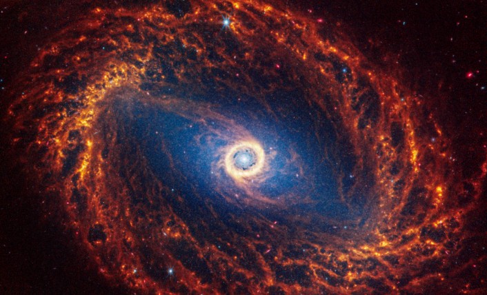 Galáxia espiral NGC 1512 — Foto: Nasa