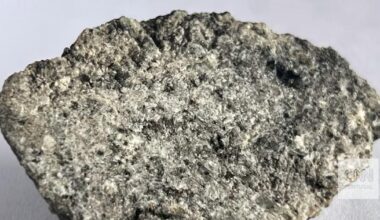 Estes dois meteoritos encontrados no Sara podem ter vindo do planeta menos estudado do sistema solar