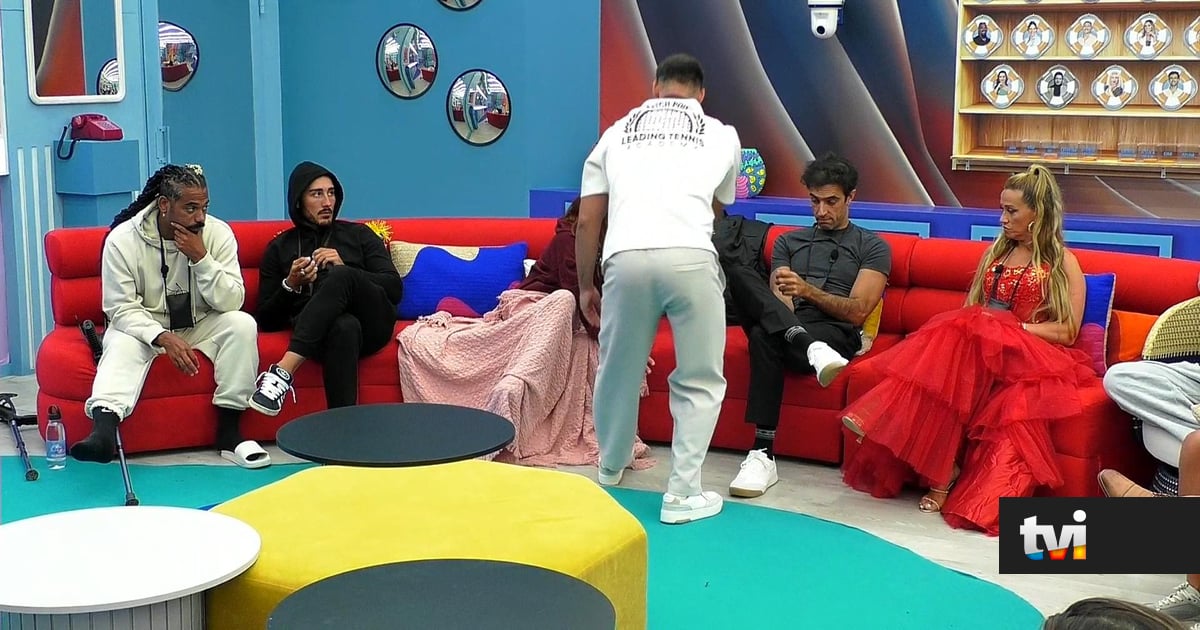 «Tira mas é o copo daí!»: Farpa explosiva de João Oliveira acende o confronto com Catarina Miranda - Big Brother