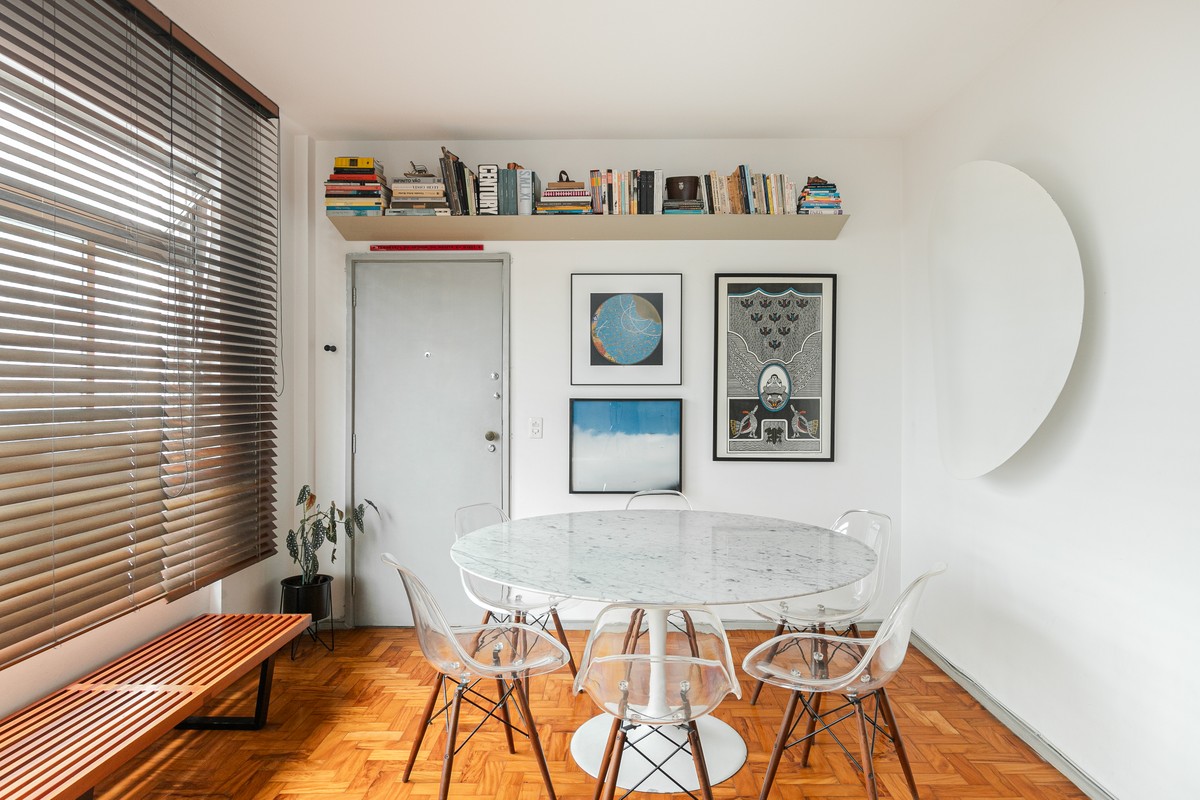 Apartamento de 130 m² tem décor vintage e boas ideias | Apartamentos