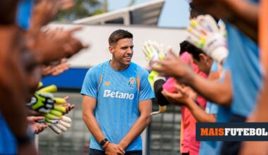 VÍDEO: Jan Bednarek já treina às ordens de Farioli no FC Porto